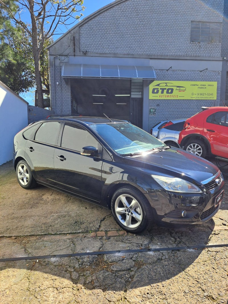 FOCUS 1.6 S 16V FLEX 4P MANUAL - 2010 - FARROUPILHA
