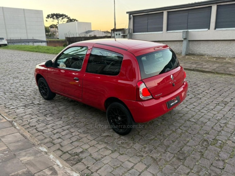 CLIO 1.0 AUTHENTIQUE 16V FLEX 2P MANUAL - 2015 - CAXIAS DO SUL