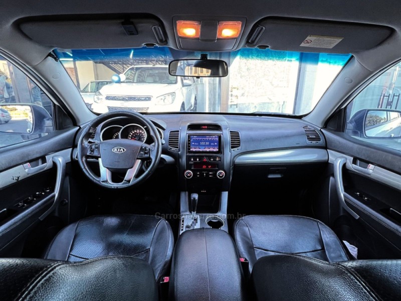 SORENTO 2.4 EX 4X2 16V GASOLINA 4P AUTOMÁTICO - 2011 - ESTâNCIA VELHA