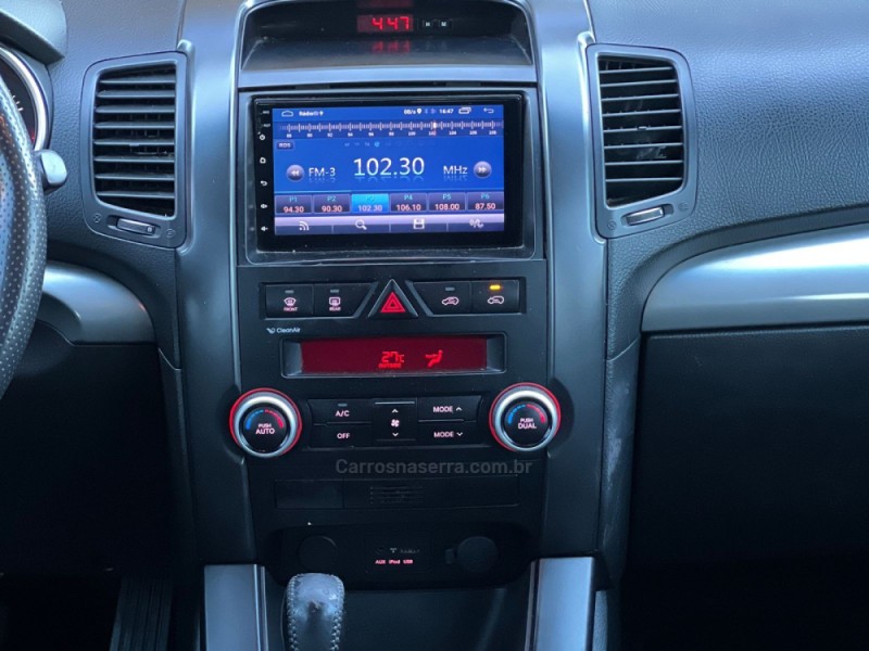 SORENTO 2.4 EX 4X2 16V GASOLINA 4P AUTOMÁTICO - 2011 - ESTâNCIA VELHA