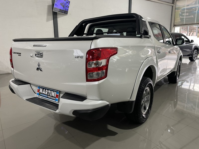 L200 TRITON 2.4 16V TURBO DIESEL SPORT HPE CD 4P 4X4 AUTOMÁTICO - 2019 - CAXIAS DO SUL