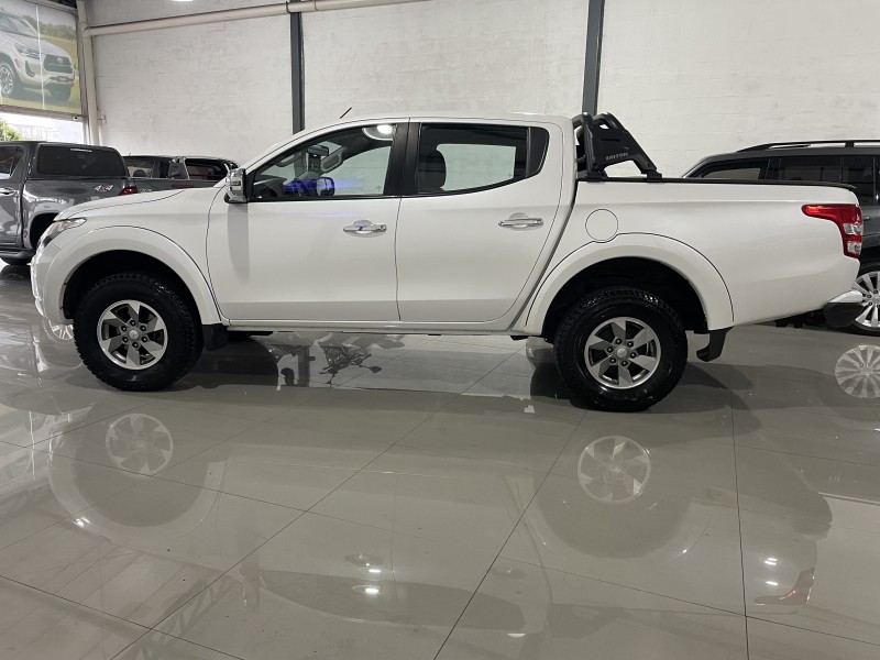 L200 TRITON 2.4 16V TURBO DIESEL SPORT HPE CD 4P 4X4 AUTOMÁTICO - 2019 - CAXIAS DO SUL