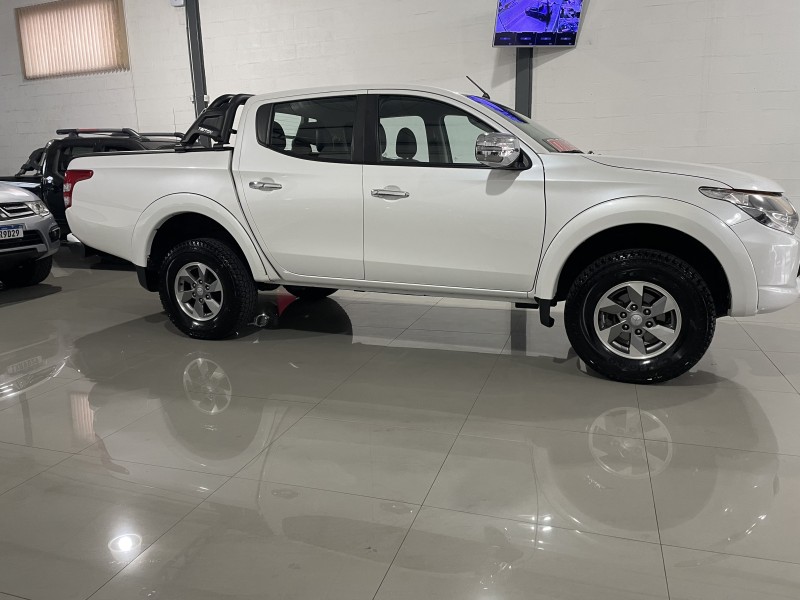 L200 TRITON 2.4 16V TURBO DIESEL SPORT HPE CD 4P 4X4 AUTOMÁTICO - 2019 - CAXIAS DO SUL