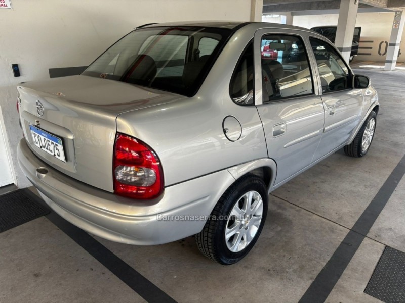 CORSA 1.0 MPFI WIND MILENIUM SEDAN 8V GASOLINA 4P MANUAL - 2002 - CAXIAS DO SUL
