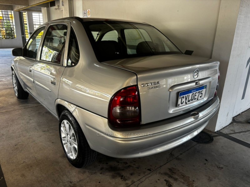 CORSA 1.0 MPFI WIND MILENIUM SEDAN 8V GASOLINA 4P MANUAL - 2002 - CAXIAS DO SUL