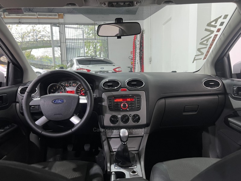 FOCUS 1.6 SE PLUS 16V FLEX 4P MANUAL - 2012 - NOVO HAMBURGO