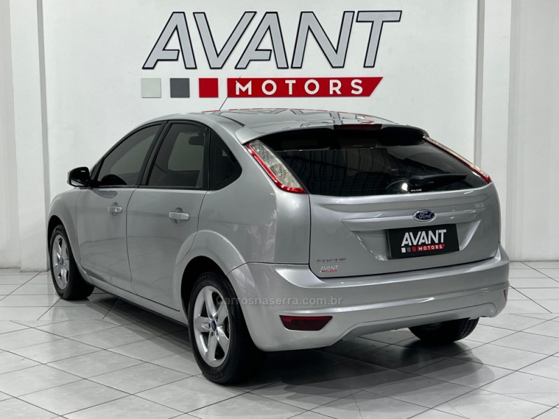 FOCUS 1.6 SE PLUS 16V FLEX 4P MANUAL - 2012 - NOVO HAMBURGO