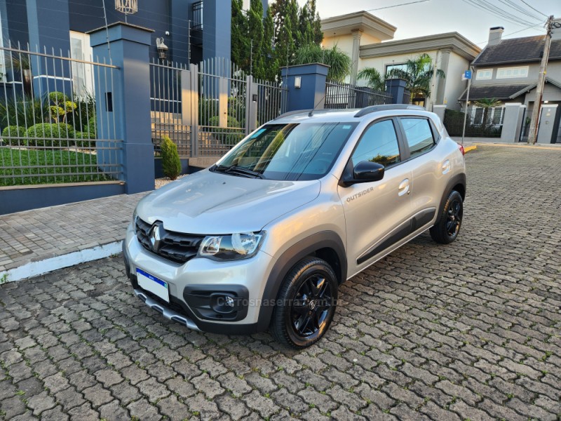 KWID 1.0 12V OUTSIDER FLEX 4P MANUAL