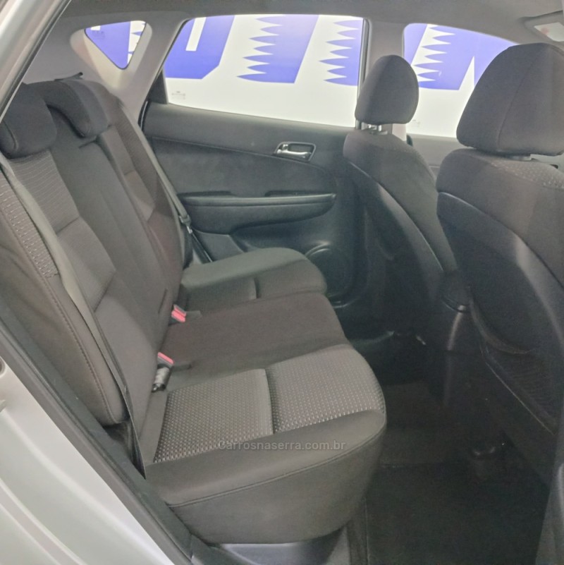 I30 2.0 MPI 16V GASOLINA 4P MANUAL - 2010 - CAXIAS DO SUL