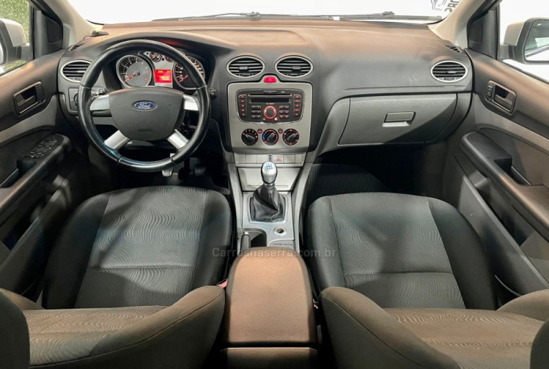 FOCUS 1.6 GLX 8V FLEX 4P MANUAL - 2012 - NOVO HAMBURGO