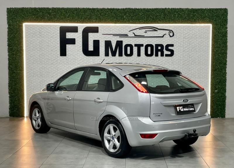 FOCUS 1.6 GLX 8V FLEX 4P MANUAL - 2012 - NOVO HAMBURGO
