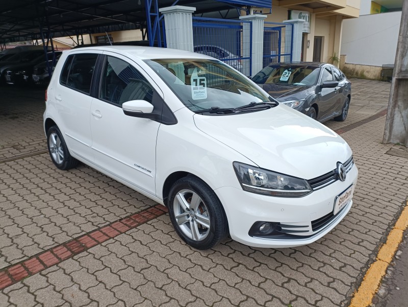 FOX 1.6 MSI COMFORTLINE 8V FLEX 4P MANUAL - 2015 - BOM PRINCíPIO