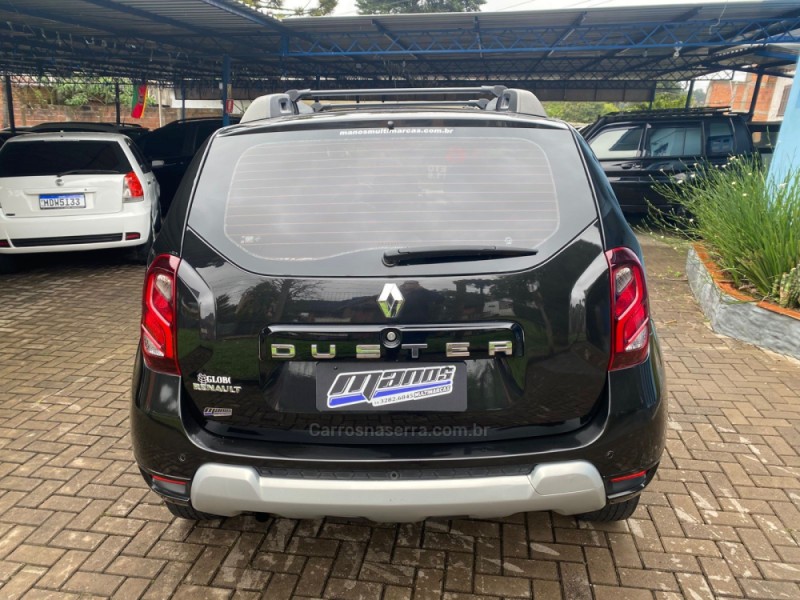 DUSTER 1.6 DYNAMIQUE 4X2 16V FLEX 4P MANUAL - 2016 - CANELA