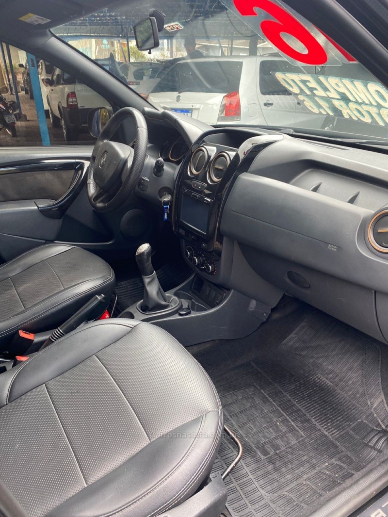 DUSTER 1.6 DYNAMIQUE 4X2 16V FLEX 4P MANUAL - 2016 - CANELA