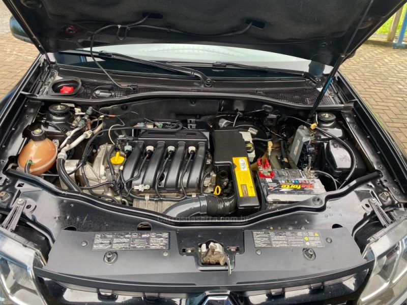 DUSTER 1.6 DYNAMIQUE 4X2 16V FLEX 4P MANUAL - 2016 - CANELA