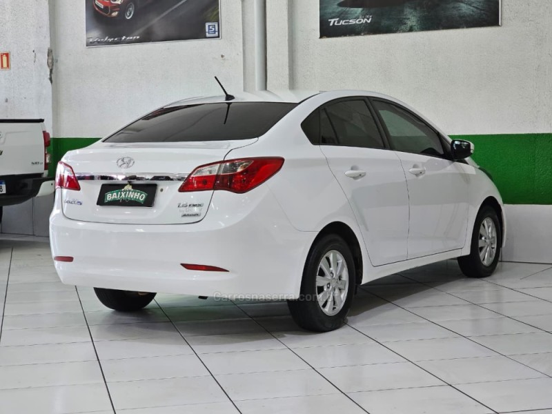 HB20S 1.6 COMFORT PLUS 16V FLEX 4P AUTOMÁTICO - 2015 - SAPUCAIA DO SUL