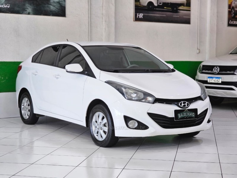 HB20S 1.6 COMFORT PLUS 16V FLEX 4P AUTOMÁTICO - 2015 - SAPUCAIA DO SUL