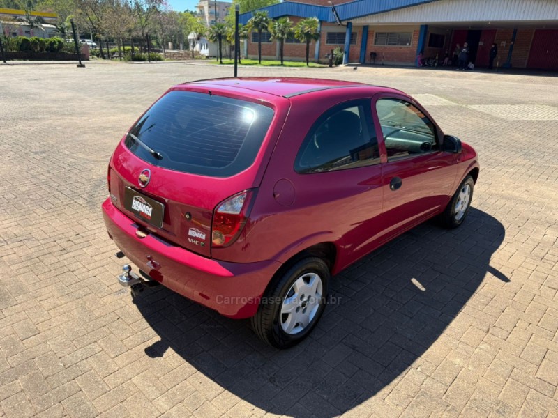 CELTA 1.0 MPFI VHC SPIRIT 8V GASOLINA 2P MANUAL - 2011 - BROCHIER