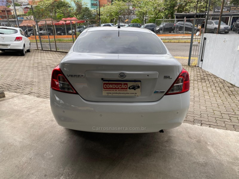VERSA 1.6 16V FLEX SL 4P MANUAL - 2013 - CAXIAS DO SUL