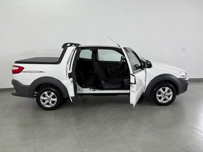 STRADA 1.4 FREEDOM CD 8V FLEX 3P MANUAL - 2019 - FARROUPILHA