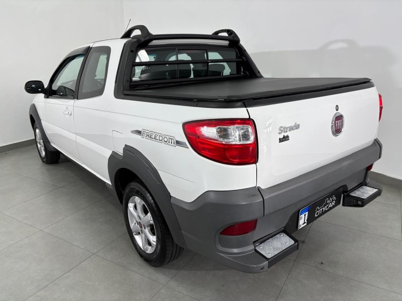 STRADA 1.4 FREEDOM CD 8V FLEX 3P MANUAL - 2019 - FARROUPILHA