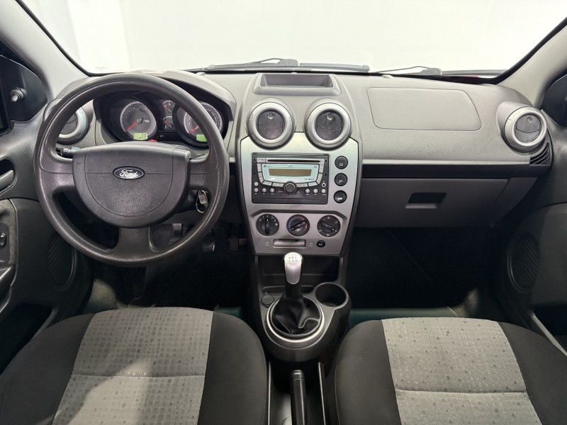 FIESTA 1.6 MPI SEDAN 8V FLEX 4P MANUAL - 2011 - CAXIAS DO SUL