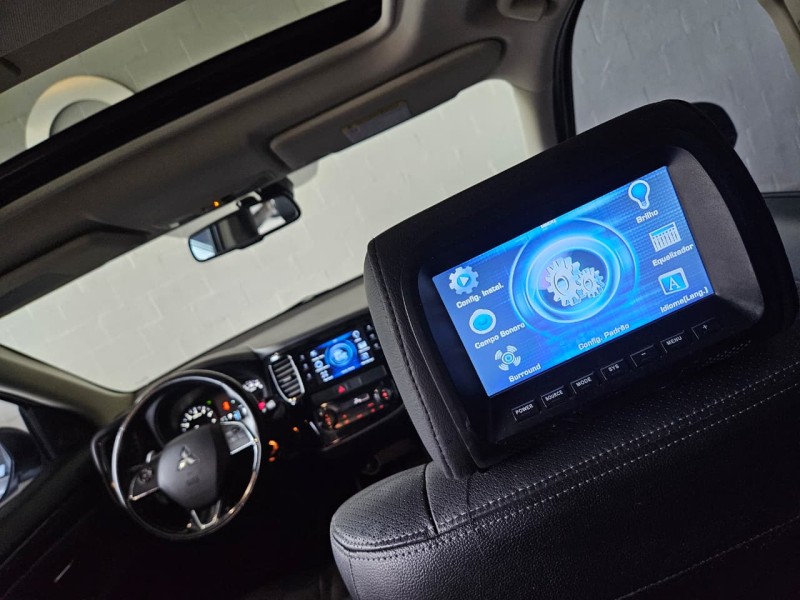 OUTLANDER 2.0 16V GASOLINA 4P AUTOMÁTICO - 2016 - FARROUPILHA