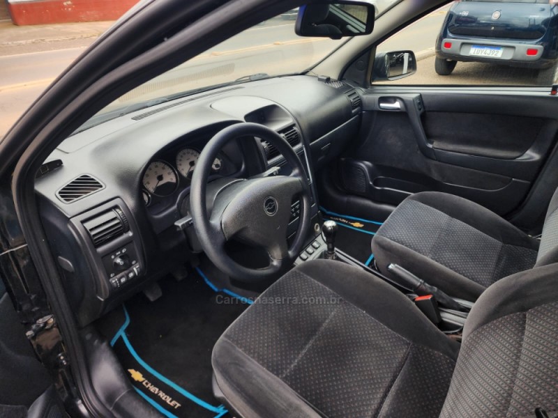 ASTRA 2.0 MPFI ADVANTAGE 8V FLEX 4P MANUAL - 2010 - VACARIA