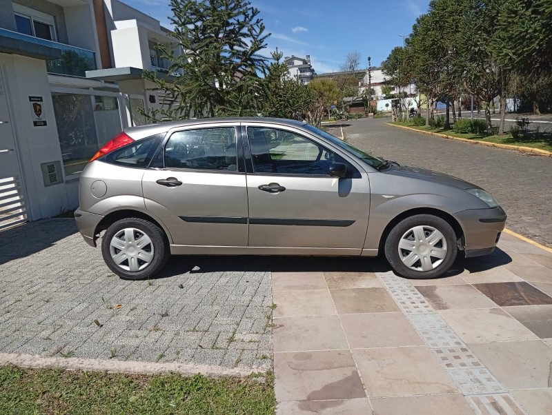 FOCUS 1.6 8V FLEX 4P MANUAL - 2008 - FARROUPILHA