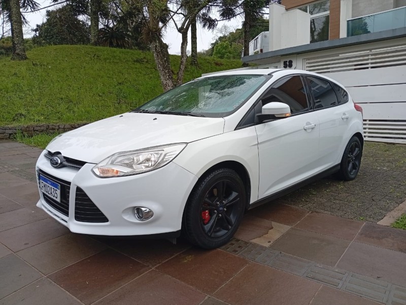 focus 1.6 s 16v flex 4p manual 2014 farroupilha
