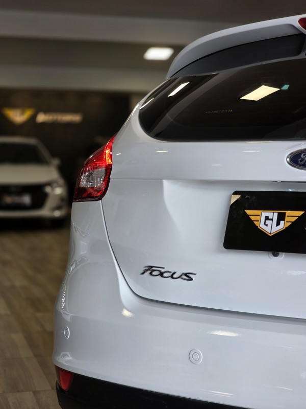 FOCUS 1.6 SE 16V FLEX 4P MANUAL - 2016 - CAXIAS DO SUL