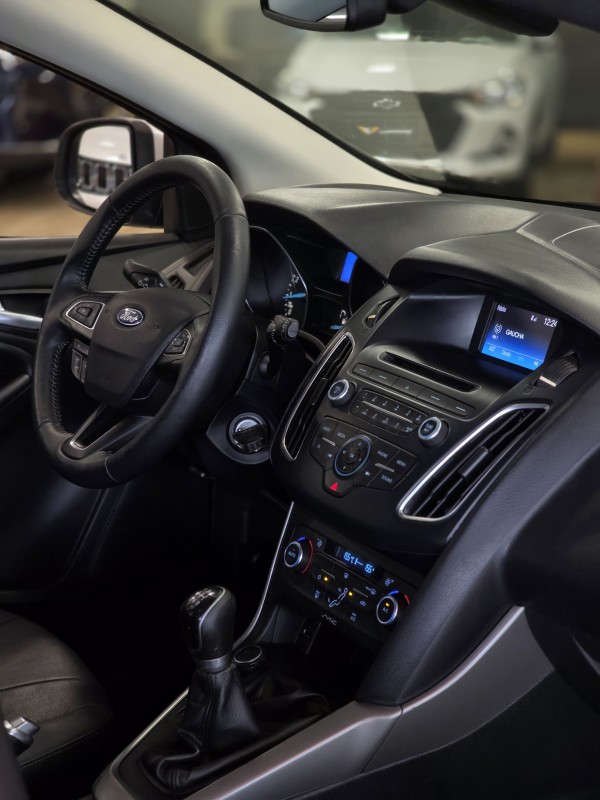 FOCUS 1.6 SE 16V FLEX 4P MANUAL - 2016 - CAXIAS DO SUL