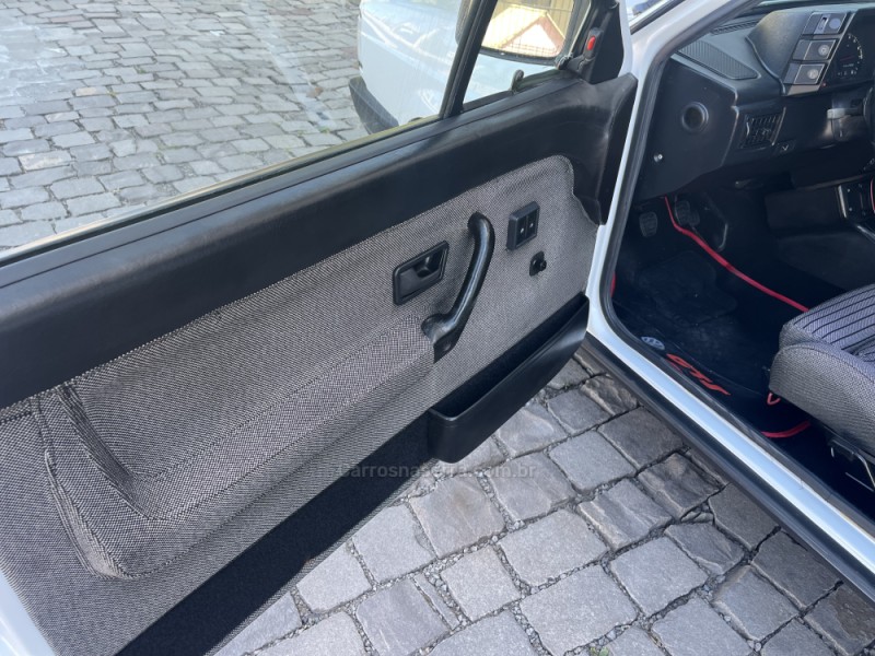 GOL 1.8 GTS 8V GASOLINA 2P MANUAL - 1988 - VERANóPOLIS