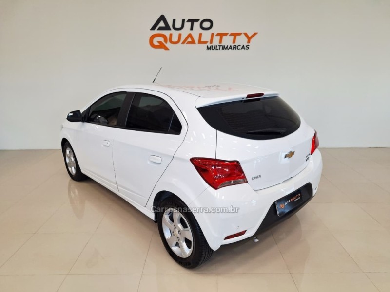 ONIX 1.4 MPFI LT 8V FLEX 4P MANUAL - 2019 - CAXIAS DO SUL