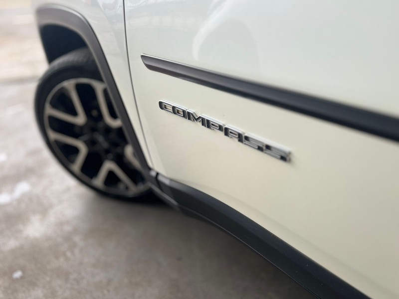 COMPASS 2.0 16V FLEX LIMITED AUTOMÁTICO - 2019 - CAXIAS DO SUL
