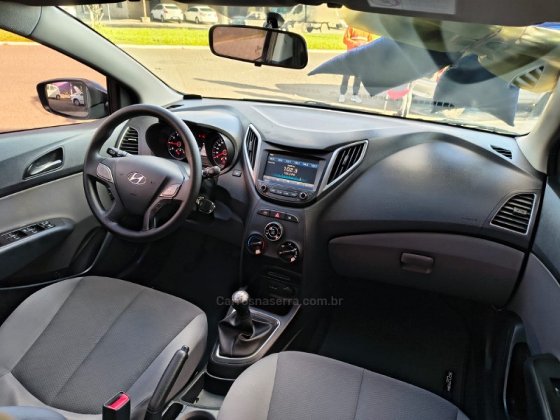 HB20S 1.0 COMFORT PLUS 12V FLEX 4P MANUAL - 2019 - NOVO HAMBURGO