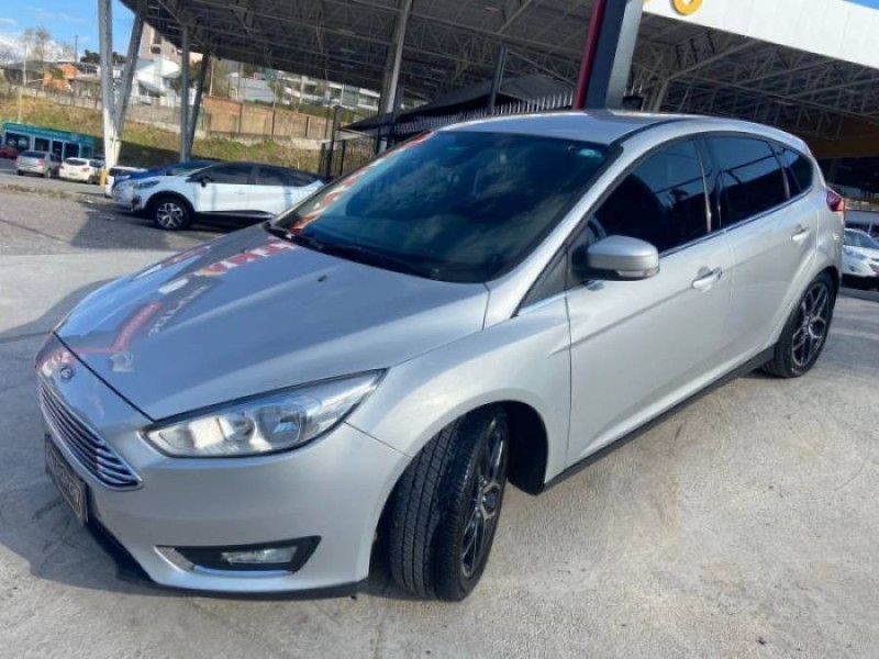 FOCUS 2.0 TITANIUM HATCH 16V FLEX 4P AUTOMÁTICO - 2016 - CAXIAS DO SUL