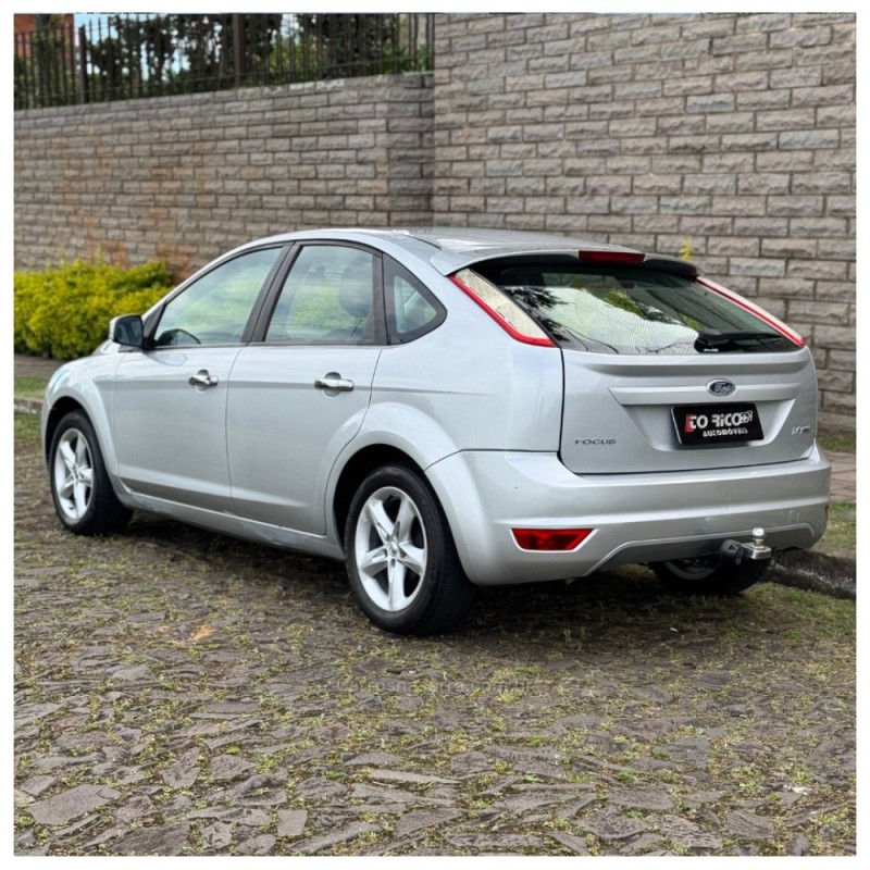 FOCUS 1.6 SE 16V FLEX 4P MANUAL - 2010 - CAMPO BOM