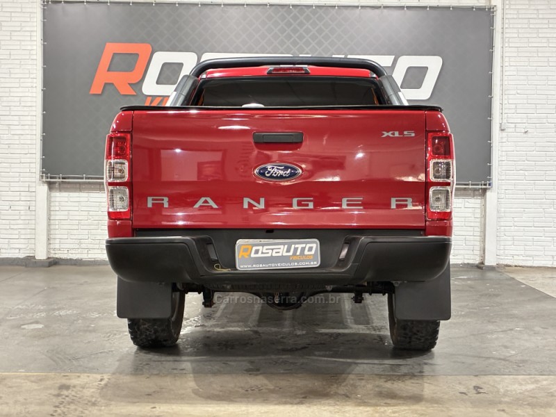 RANGER 2.5 XLS 4X2 CD 16V FLEX 4P MANUAL - 2014 - VENâNCIO AIRES
