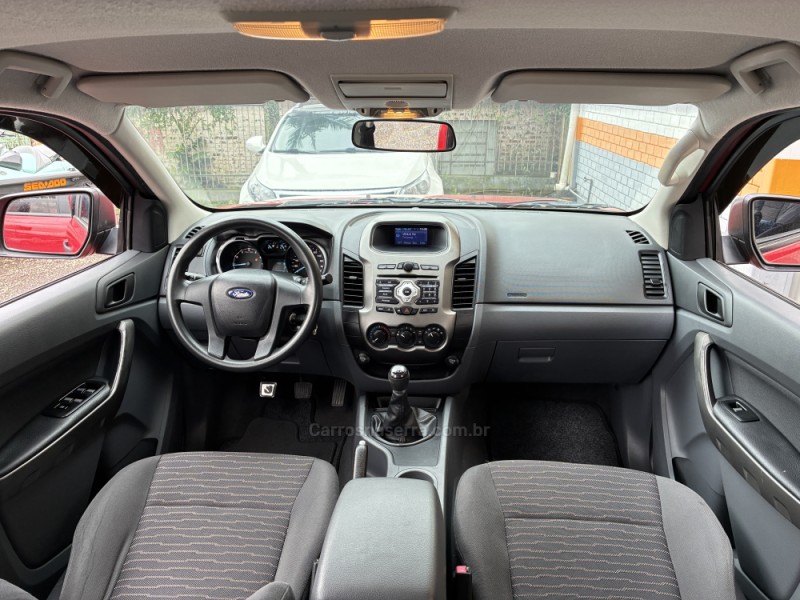 RANGER 2.5 XLS 4X2 CD 16V FLEX 4P MANUAL - 2014 - VENâNCIO AIRES