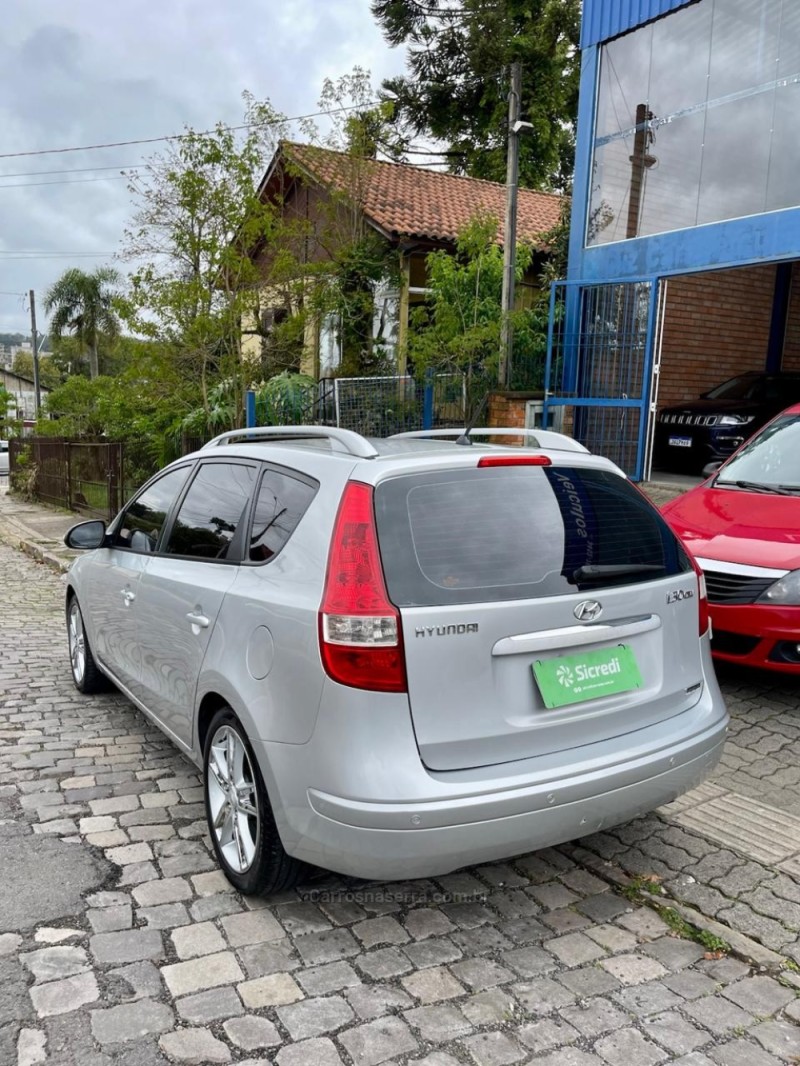 I30 CW 2.0 MPFI 16V GASOLINA 4P AUTOMATICO - 2011 - BENTO GONçALVES