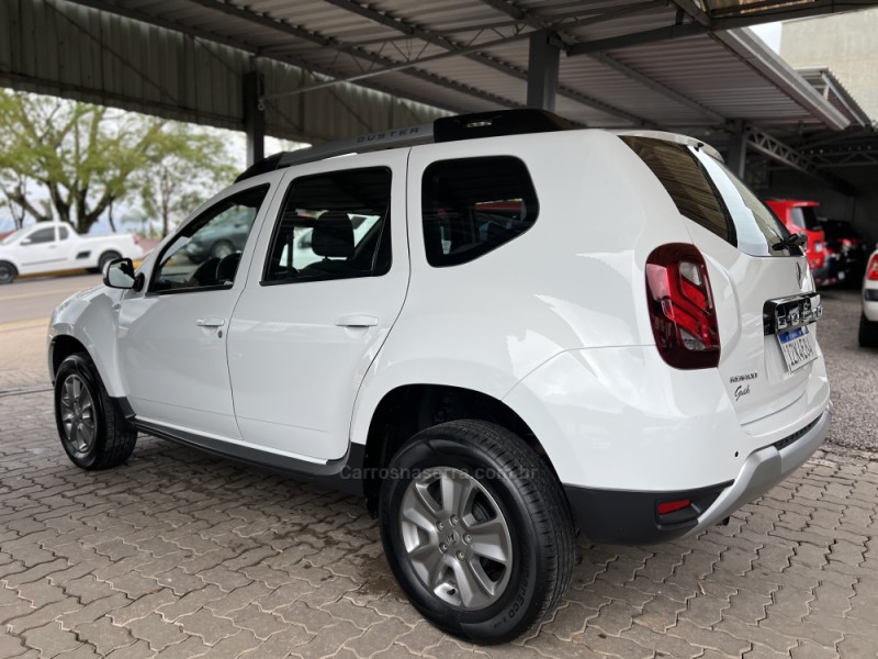 DUSTER 1.6 DYNAMIQUE 4X2 16V FLEX 4P AUTOMÁTICO - 2020 - BOM PRINCíPIO