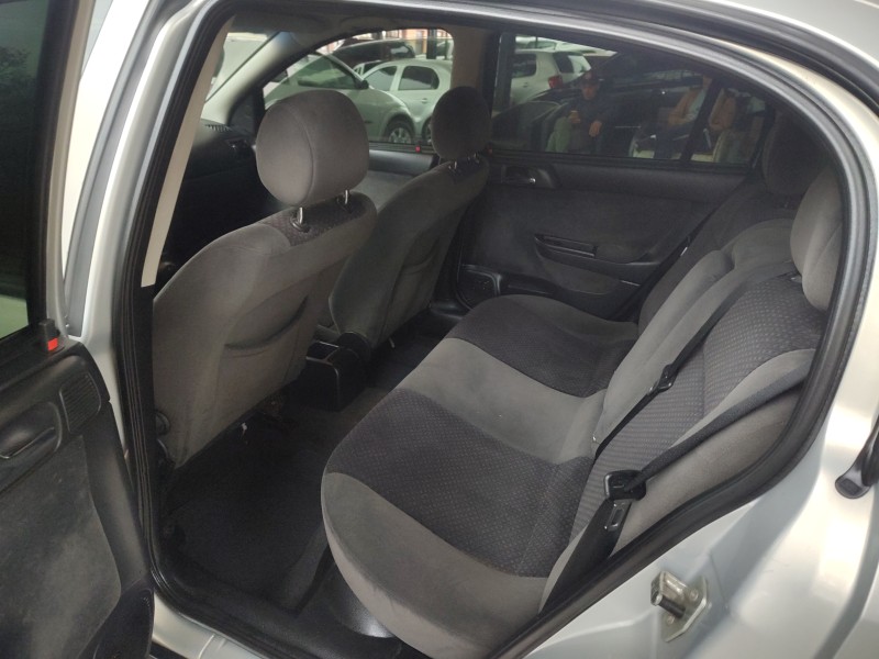 ASTRA 2.0 MPFI ELEGANCE 8V FLEX 4P AUTOMÁTICO - 2005 - CAXIAS DO SUL