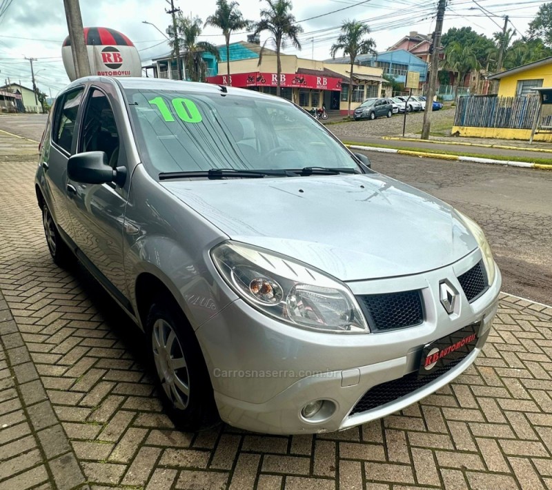 SANDERO 1.0 EXPRESSION 16V FLEX 4P MANUAL - 2010 - PAROBé