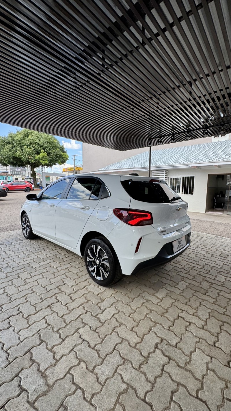 ONIX 1.0 PREMIER 12V TURBO FLEX 4P AUTOMÁTICO - 2024 - LAJEADO