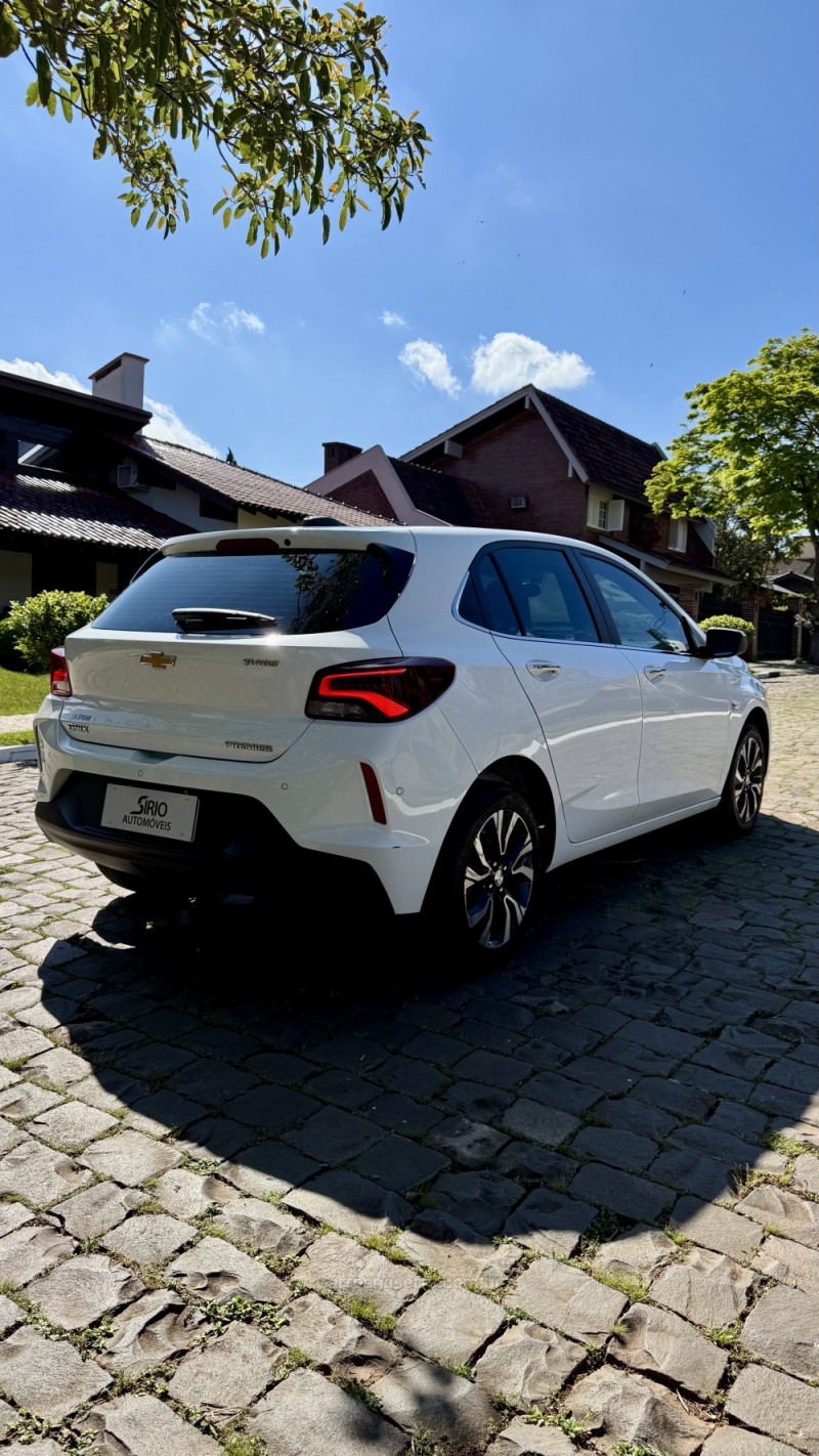 ONIX 1.0 PREMIER 12V TURBO FLEX 4P AUTOMÁTICO - 2024 - LAJEADO