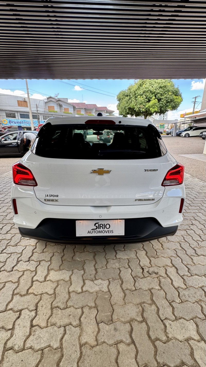 ONIX 1.0 PREMIER 12V TURBO FLEX 4P AUTOMÁTICO - 2024 - LAJEADO