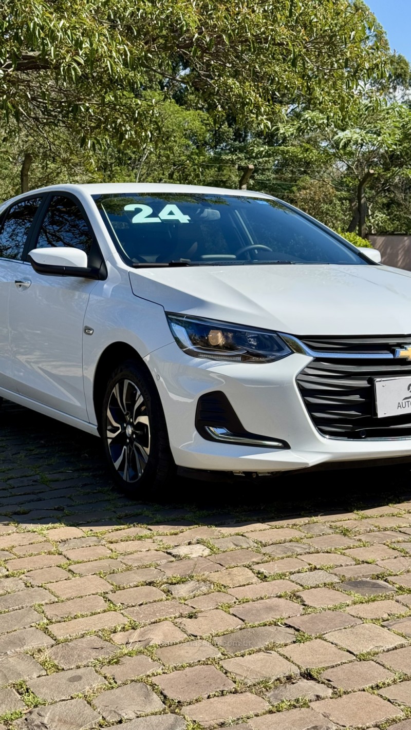 ONIX 1.0 PREMIER 12V TURBO FLEX 4P AUTOMÁTICO - 2024 - LAJEADO