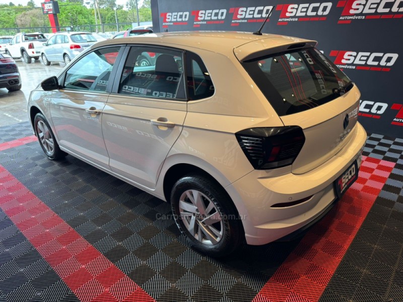 POLO 1.0 TSI FLEX 4P MANUAL - 2024 - PASSO FUNDO