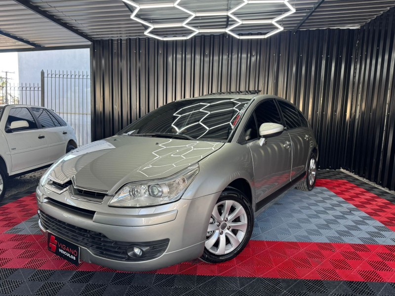 C4 2.0 EXCLUSIVE SPORT SOLARIS 16V FLEX 4P AUTOMÁTICO